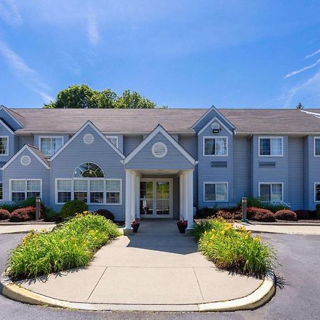 Microtel Inn & Suites By Wyndham Bethel/Danbury Extérieur photo