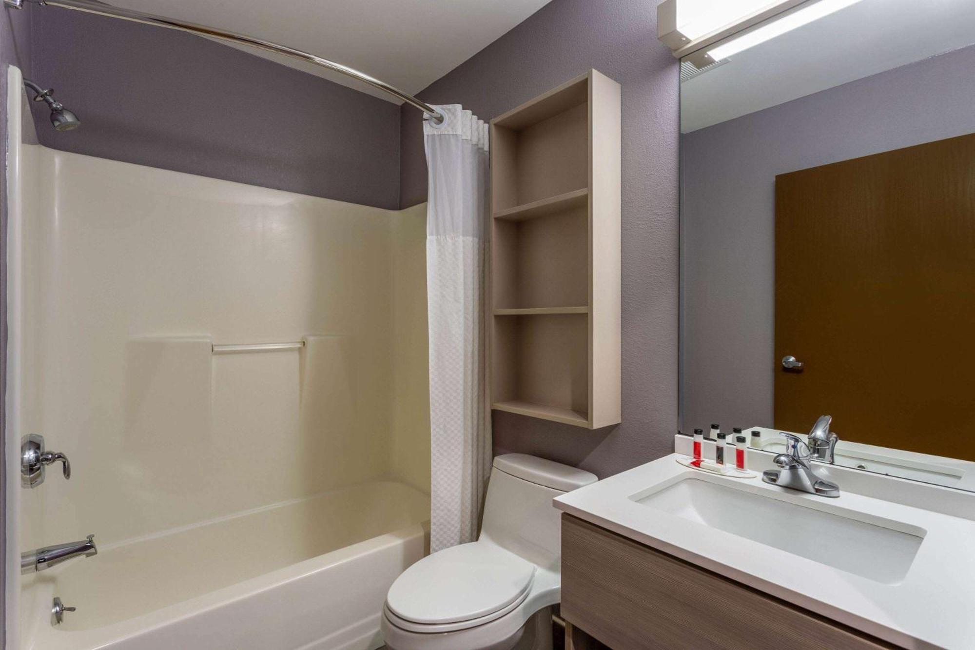 Microtel Inn & Suites By Wyndham Bethel/Danbury Extérieur photo