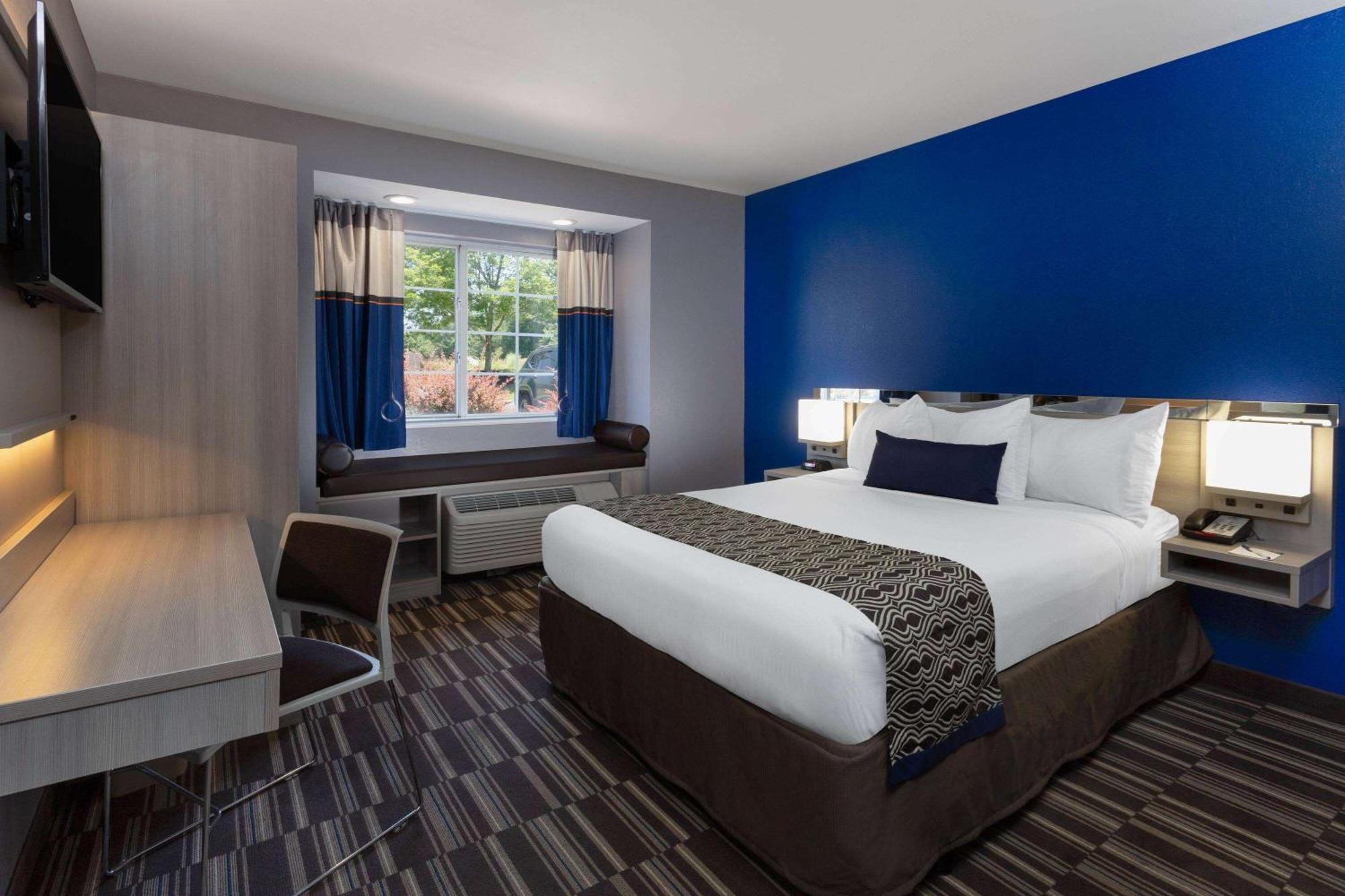 Microtel Inn & Suites By Wyndham Bethel/Danbury Extérieur photo