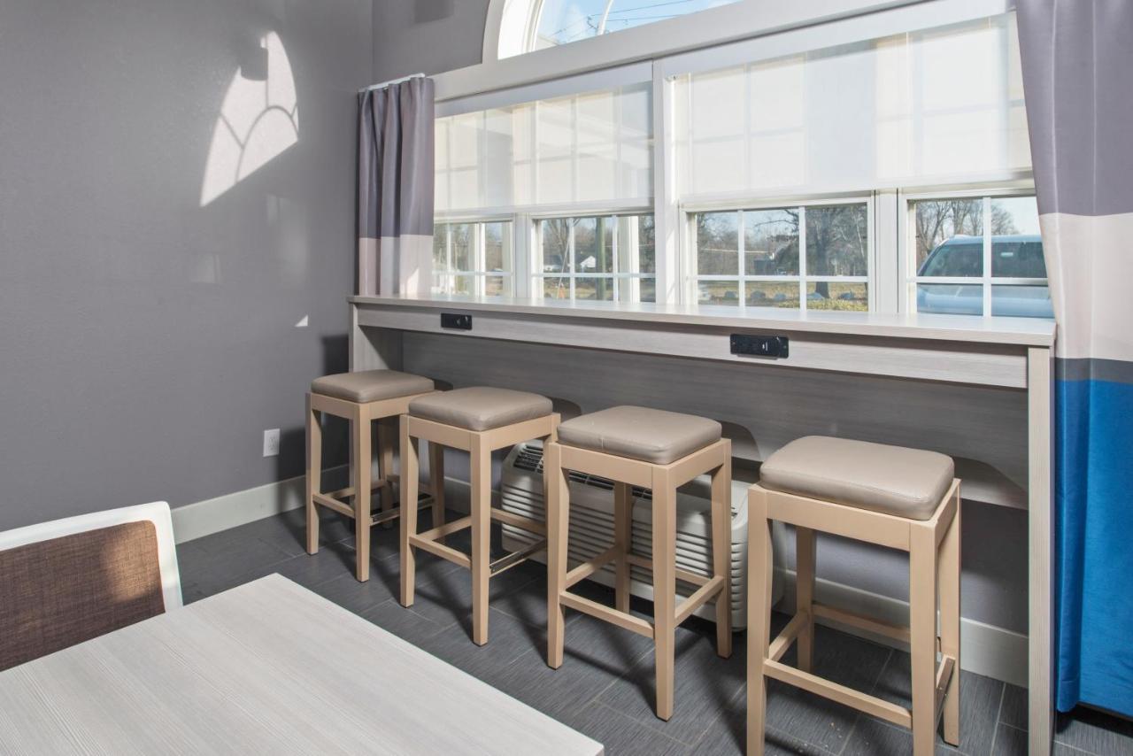 Microtel Inn & Suites By Wyndham Bethel/Danbury Extérieur photo